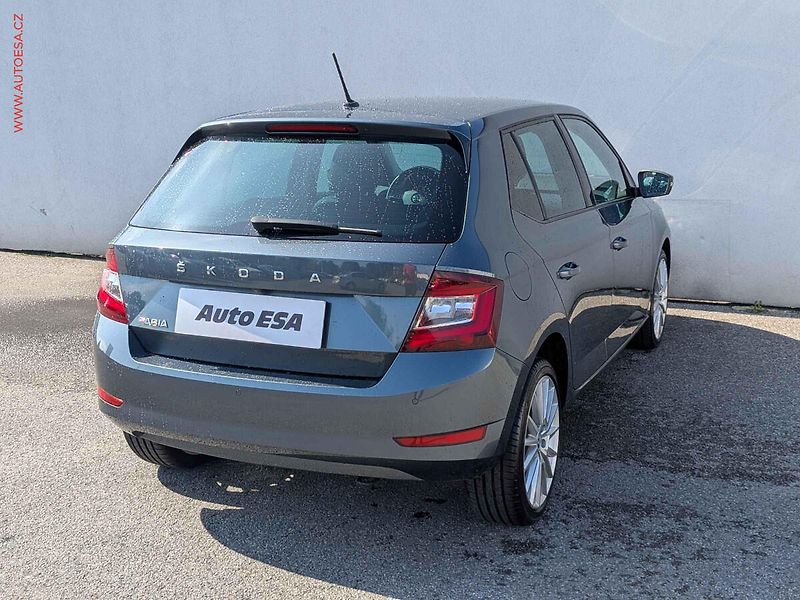 Škoda Fabia (2020) 1.0TSi, ČR, LED, AC - fotka 4 z 16