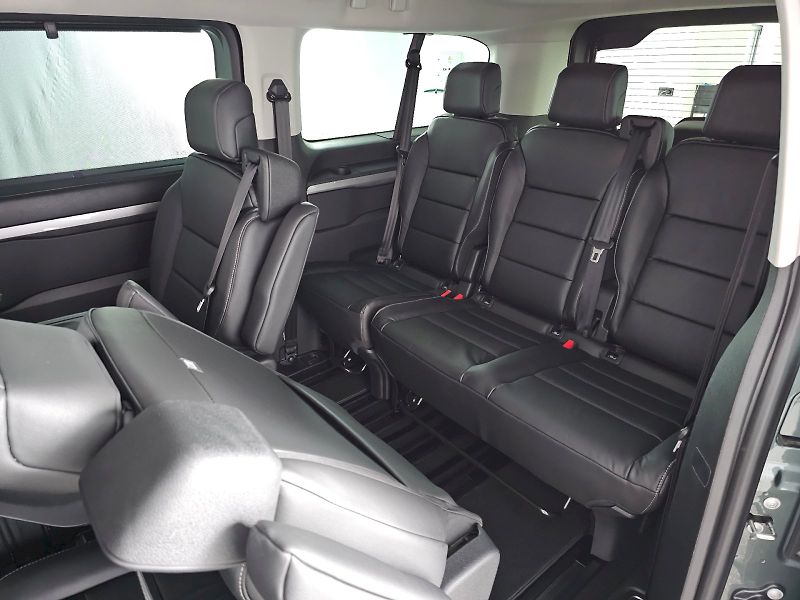 Toyota ProAce Verso (2026) 2.2D 130kW 8AT VIP 7S - fotka 25 z 29