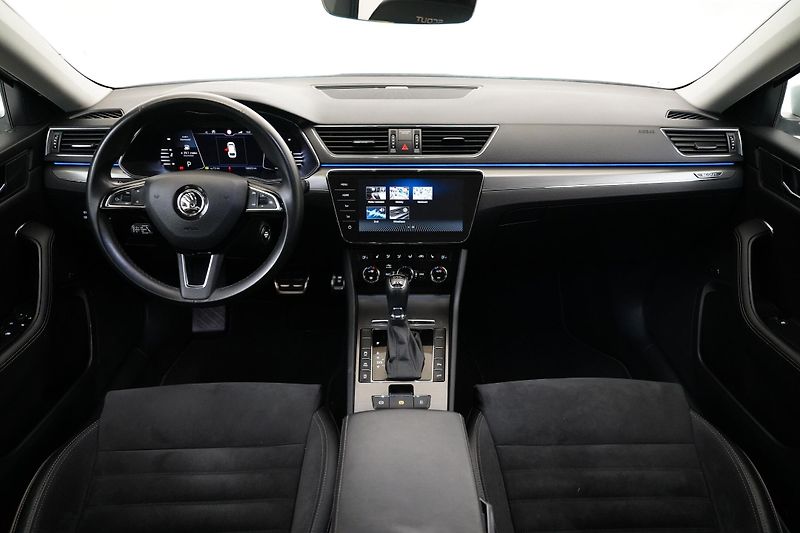 Škoda Superb - fotka 5 z 27