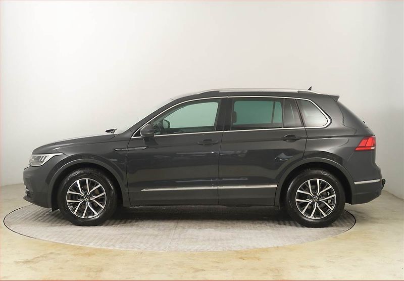 Volkswagen Tiguan (2022) Life 2.0 TDI - fotka 3 z 23