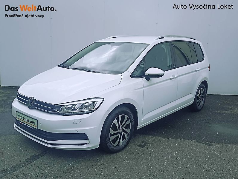 Volkswagen Touran (2021) 1.5TSI 110kW 7míst výhřevy - fotka 1 z 35