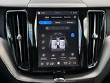 Volvo XC60 PLUS Bright B5 AWD - náhled 19