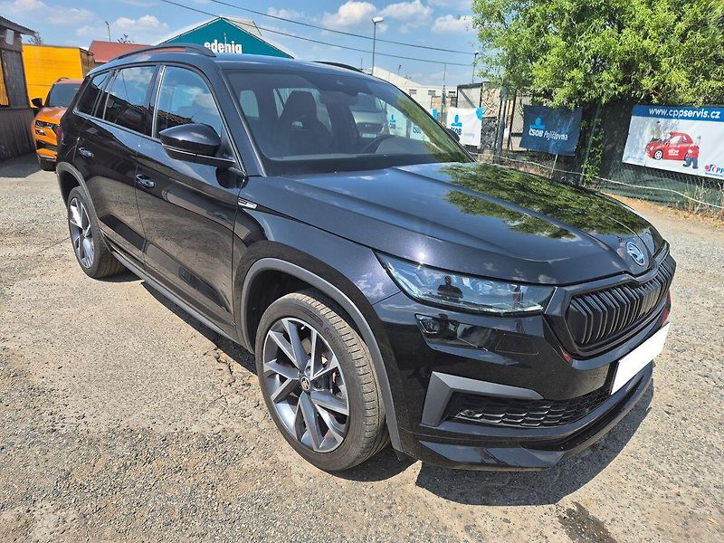 Škoda Kodiaq 2,0 TSI DSG 4x4 SportLine Plus - fotka 3 z 33