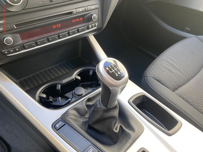 BMW X3 (2011) 2.0D xDrive20d, +ALU - fotka 16 z 17