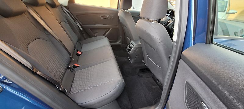 Seat Leon (2014) 1,2TSi 81kWbenzín FuLLeD Style - fotka 14 z 38