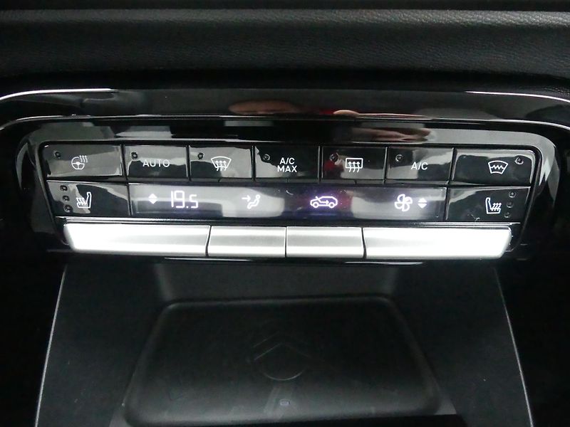 Citroën C3 (2026) MAX Turbo 100k Manual  - fotka 16 z 22