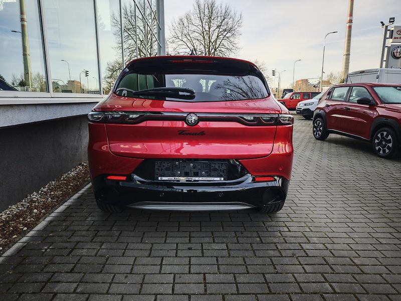 Alfa Romeo Tonale (2026) 1,5 Sport Speciale 1,5T 175 PS - fotka 8 z 41