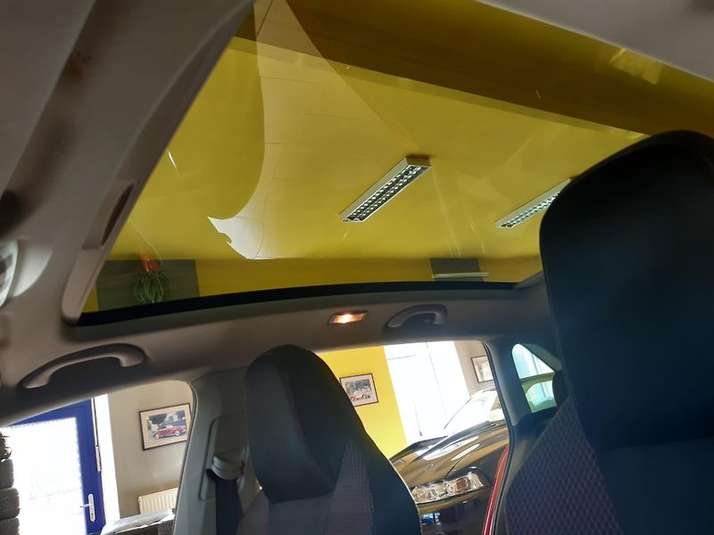 Škoda Rapid 1.2 TSI SPORT  - fotka 14 z 22