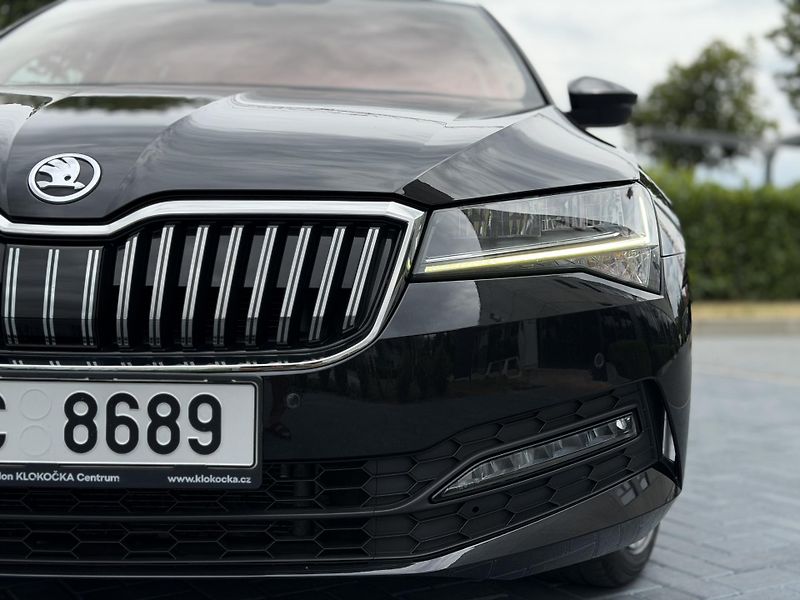 Škoda Superb (2022) 2.0 TDi 110 kw/tažné/DPH - fotka 8 z 25