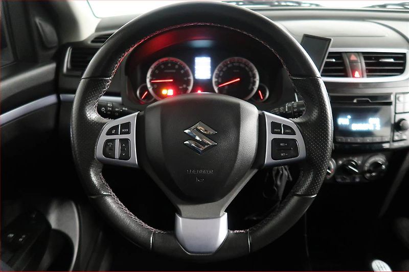 Suzuki Swift (2015) 1.2, ČR,1.maj, Tempomat - fotka 15 z 17