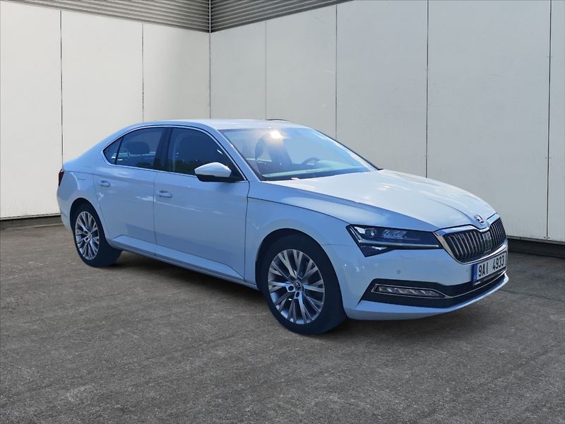 Škoda Superb 2,0 TDI 147 Style DSG - fotka 1 z 11