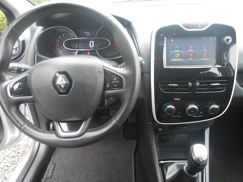 Renault Clio 0,9TCe,NAVI, CHROM, 65TKM - fotka 27 z 39