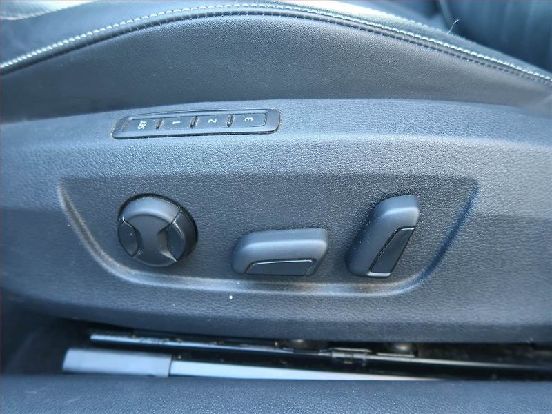 Škoda Superb (2021) Laurin&Klement 2.0 TDI - fotka 21 z 23
