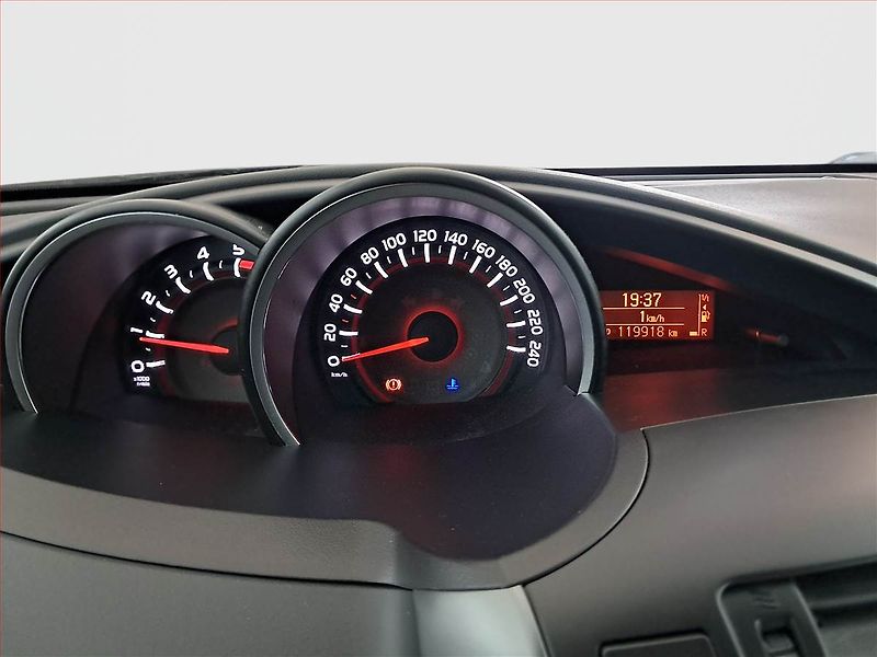 Toyota Verso (2016) 1.6 D-4D, Serv.kniha, Navi - fotka 11 z 20