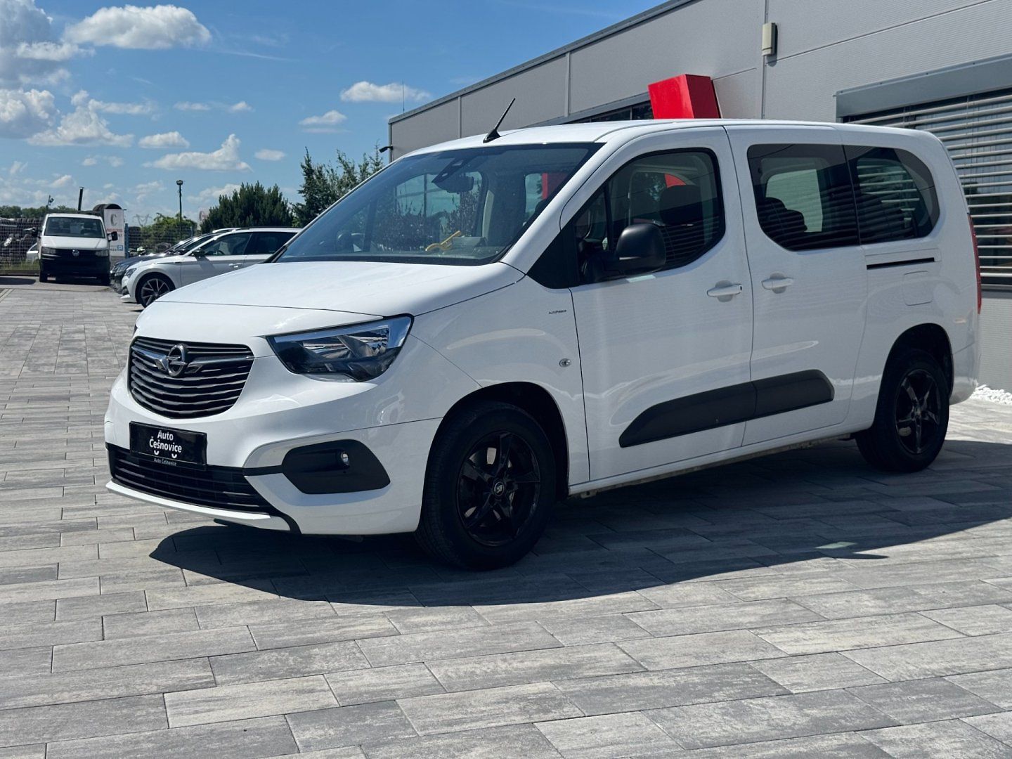 Opel Combo 1,2i 81 KW 7Míst L2