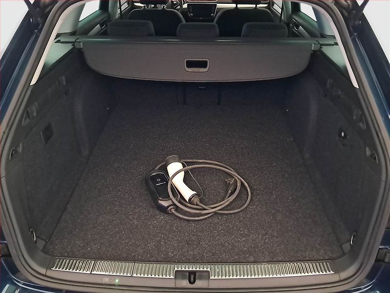 Škoda Superb (2023) Style iV 1.4 TSI PHEV - fotka 22 z 23