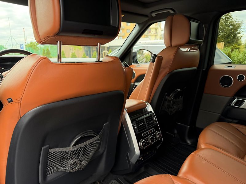 Land Rover Range Rover Sport (2014) Autobiography/3.0 SVD6 215 kW  - fotka 12 z 22