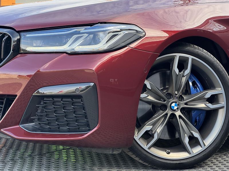 BMW Řada 5 (2021) M550i xDrive Laser, DPH, 1.Maj - fotka 46 z 59
