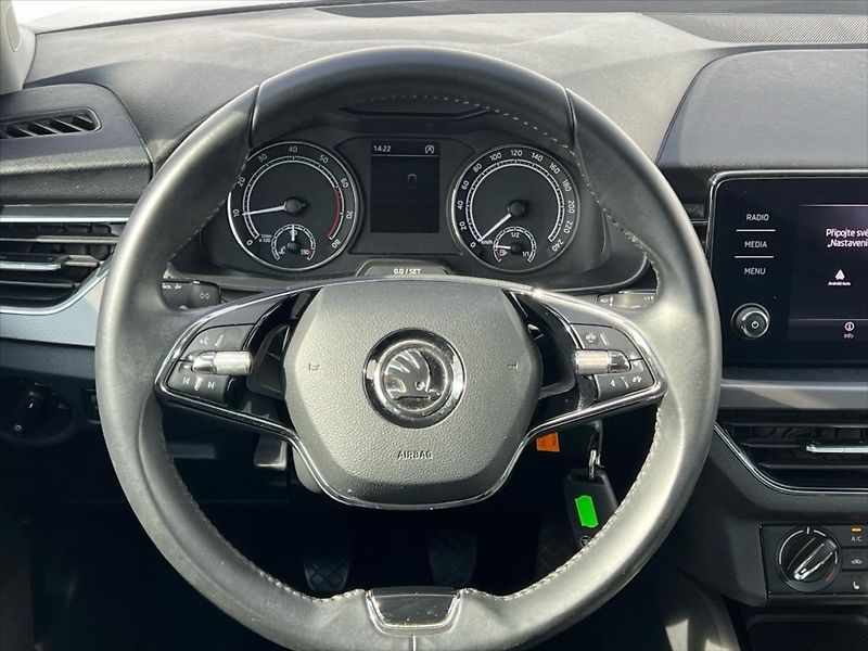 Škoda Scala 1,0 TSi 81kW AMBITION - fotka 15 z 24