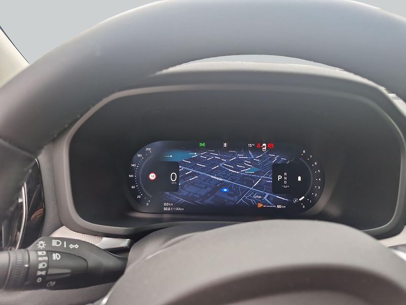 Volvo V60 B4 Plus Dark - fotka 13 z 15