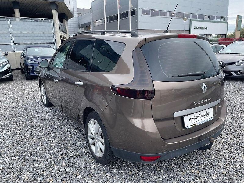 Renault Grand Scénic (2010) 1.5 dCi,78kW,ČR,AC - fotka 3 z 32