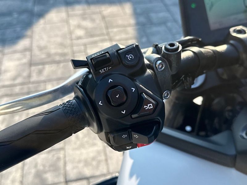 Yamaha (2025) - fotka 12 z 23