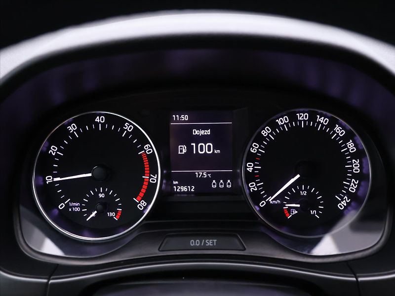 Škoda Fabia 1.2 TSI 81kW CZ Style - fotka 16 z 31