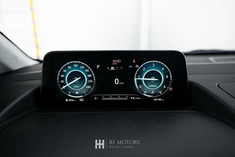 Hyundai Staria (2023) 2.2 CRDi Luxury 4x4 130kW - fotka 42 z 54