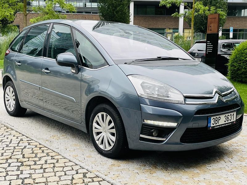 Citroën C4 Picasso 1.6i 88KW MANUÁL LED SENZORY - fotka 8 z 38