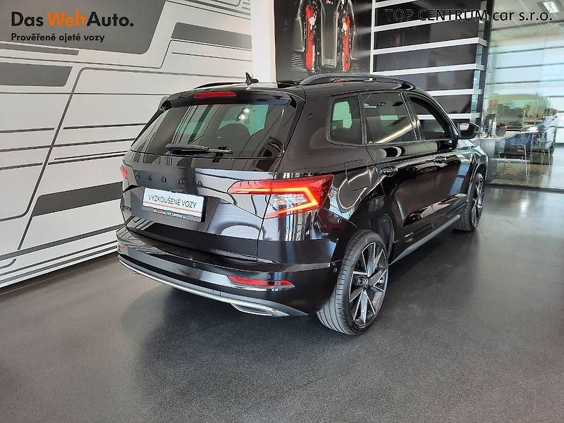 Škoda Karoq (2021) Sportline 1.5 TSI (110kW/150k) - fotka 2 z 25
