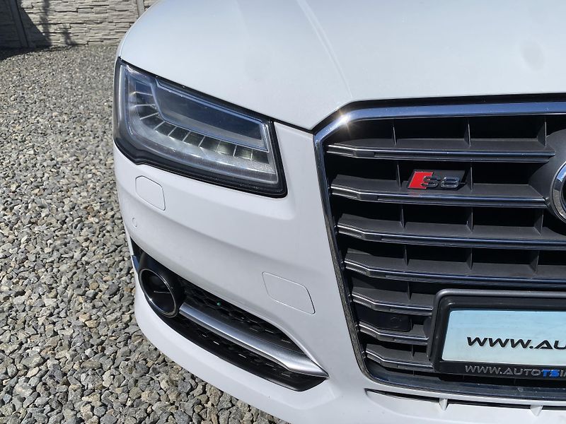 Audi A8 S8 4.0i V8 520PS CZ DPH EXTRA! - fotka 74 z 176