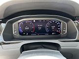 Volkswagen Passat Variant 2.0 TDI DSG R-Line 4Motion - náhled 13