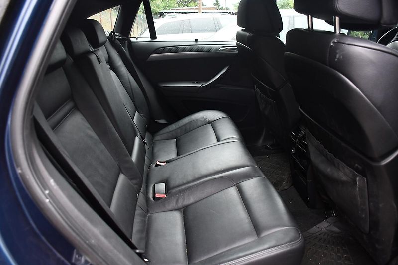 BMW X6 xDrive40d - fotka 8 z 9