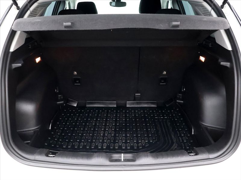 Jeep Compass 1,3 MultiAir 96kW Night Eagle - fotka 10 z 40