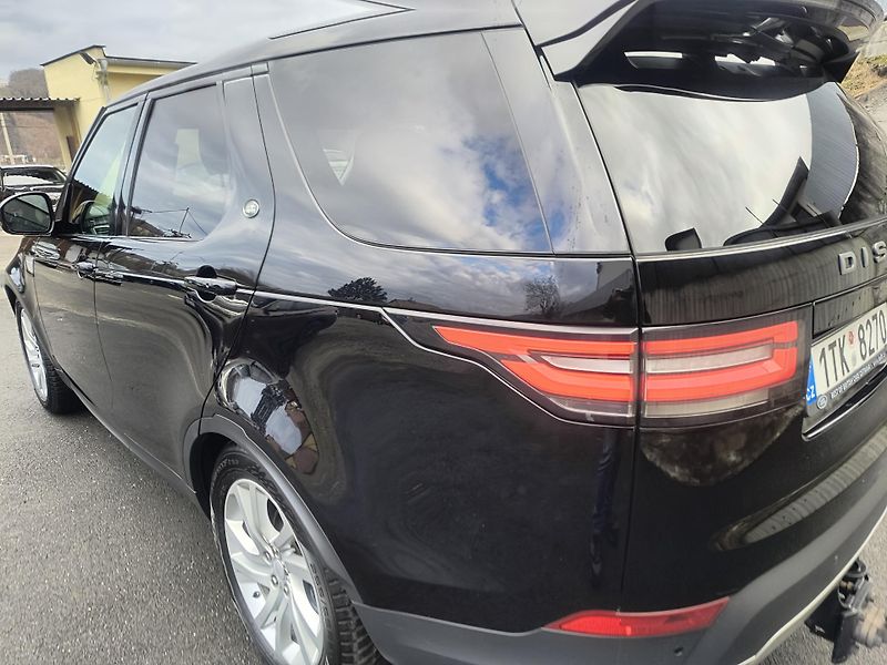 Land Rover Discovery (2018) 3.0 TD6 HSE AT 1.MAJ.ČR/VZDUCH - fotka 18 z 59