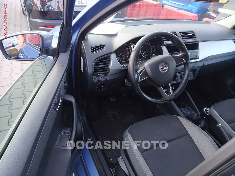 Škoda Fabia (2015) 1.2 TSI, 2.maj,ČR, AC - fotka 3 z 3