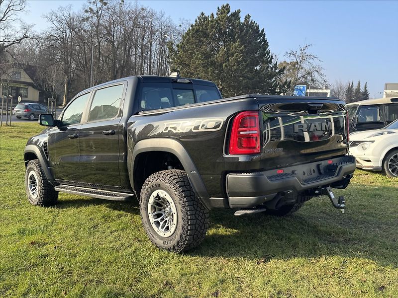 Dodge RAM 2,9   1500 CrewCab 3,0 RHO - fotka 10 z 31