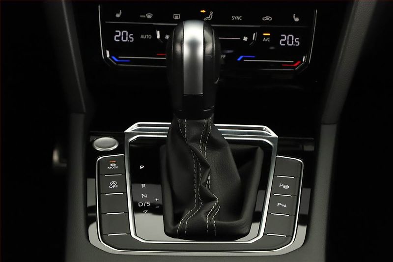 Volkswagen Arteon (2023) R-line 2.0 TDI - fotka 18 z 21