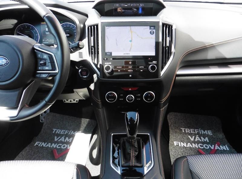 Subaru XV 2.0 Exclusive AWD A/T, EyeSigh - fotka 9 z 18