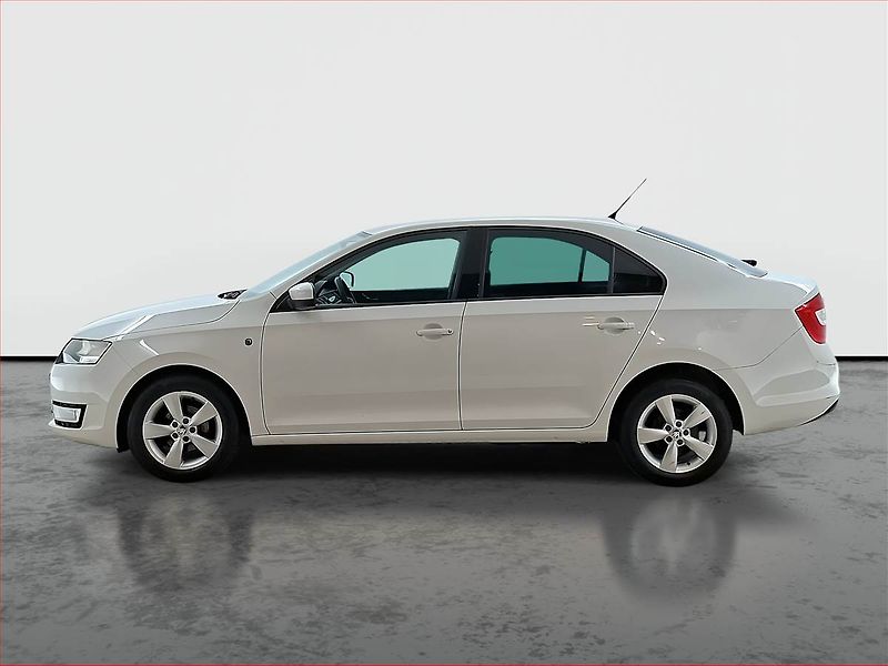 Škoda Rapid (2014) 1.2 TSI, ČR,1.maj - fotka 3 z 16