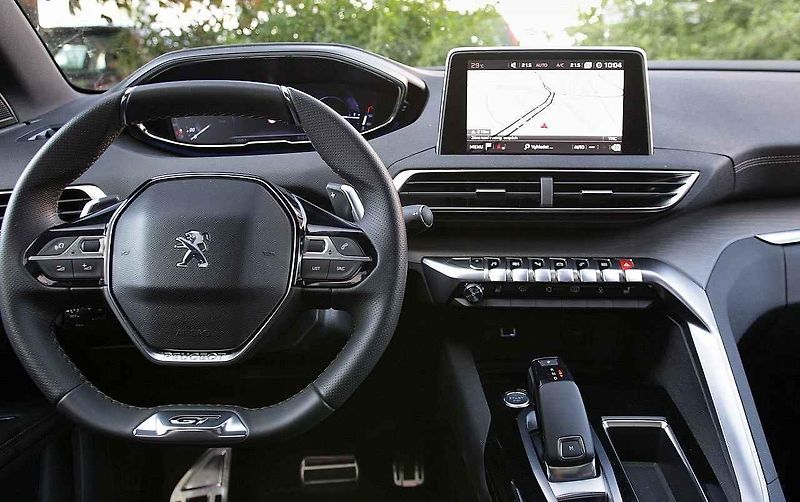 Peugeot 5008.