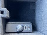 Jaguar XF 3.0D AUTOMAT KŮŽE NAVI KAMERA  - náhled 30