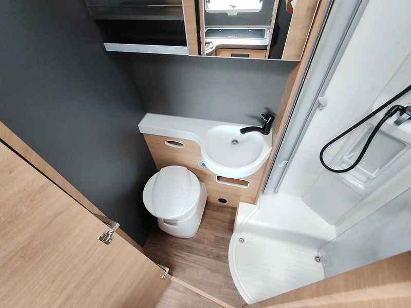 Knaus Live Wave (2026) 700 MEG - PLATINUM SEL. - fotka 15 z 20