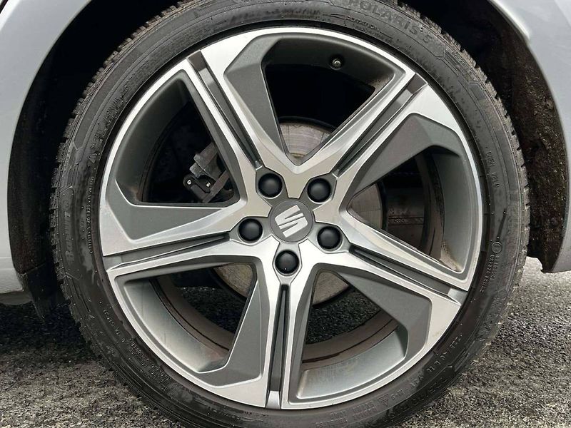 Seat Leon (2024) SP FR 1.5 TSI - fotka 9 z 20