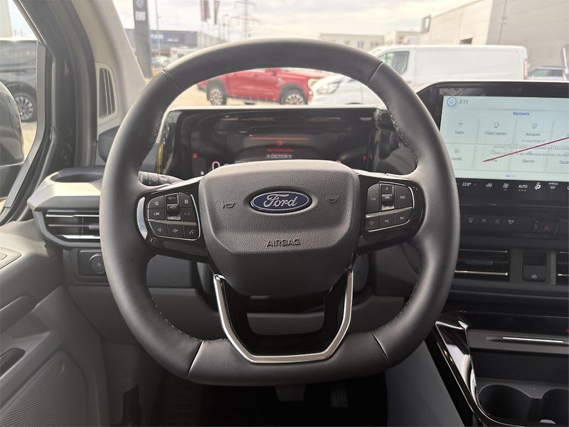 Ford Tourneo Custom (2025) Titanium X L1, Tourneo, 2.0 Ec - fotka 16 z 19