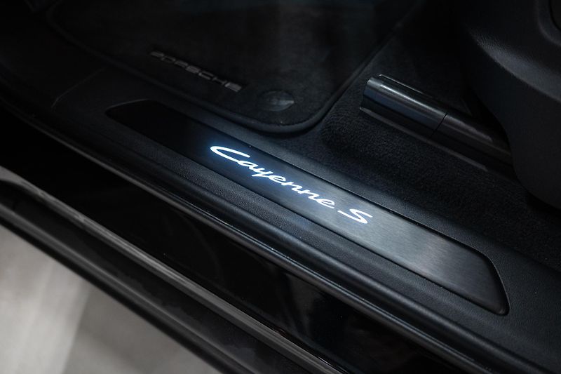 Porsche Cayenne (2025) S COUPÉ 4.0 V8 349KW VZDUCH TZ - fotka 51 z 52