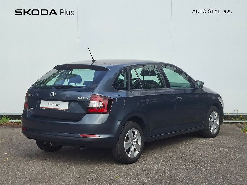 Škoda Rapid (2018) Spaceback Ambition 1,0 TSI 81 - fotka 2 z 23
