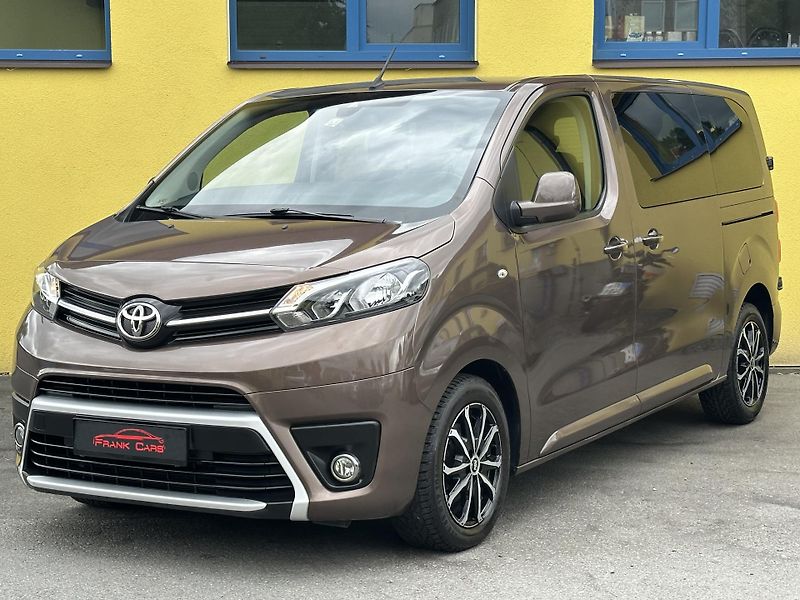 Toyota ProAce (2020) AUTOMAT 2.0/130kW ČR * 5.Míst  - fotka 1 z 36