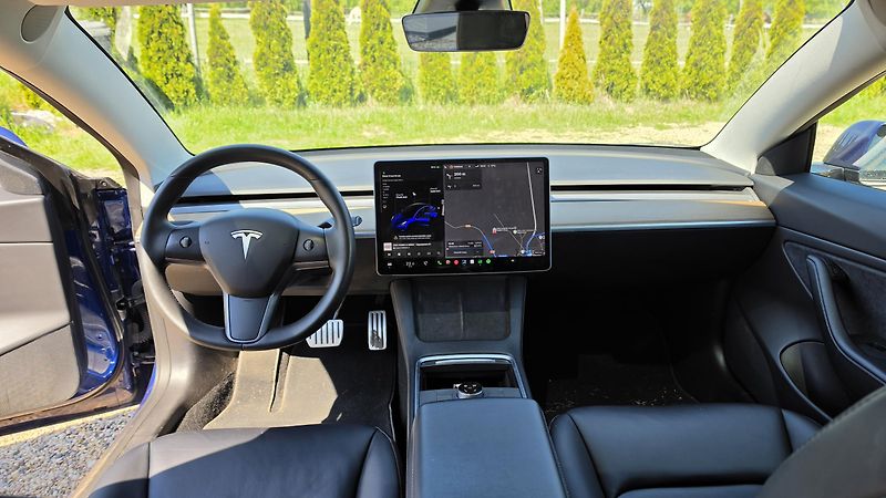 Tesla Model 3 (2021) AWD 4×4 | S3XY Knob - fotka 7 z 12