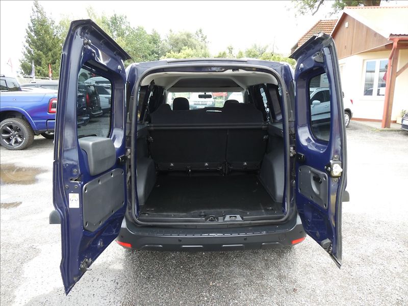 Dacia Dokker 1,6 i 16V 1.MAJITEL, SERVISKA - fotka 17 z 45